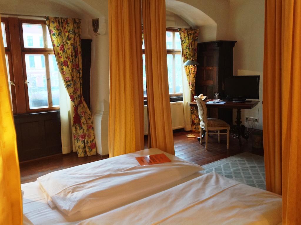 Hotel Adler Rudolstadt Rom bilde
